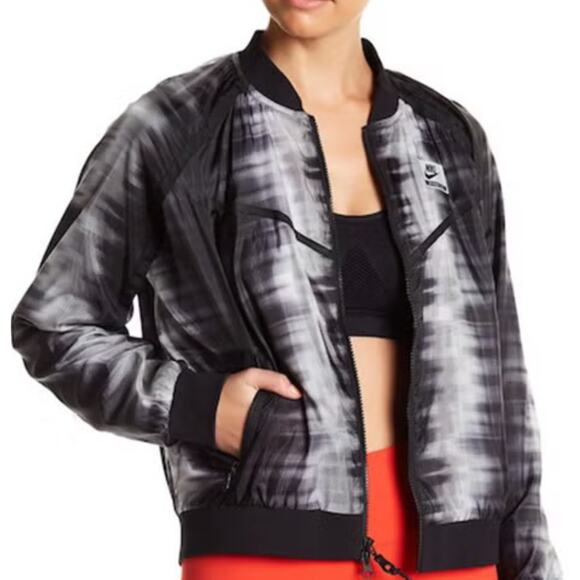 Nike International Bomber Jacket Women’s Small Black Gray Windbreaker - Picture 1 of 10